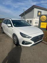 Hyundai i30 cw Select Mild-Hybrid - Hyundai i30: Cw