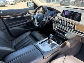 BMW 730 - 12