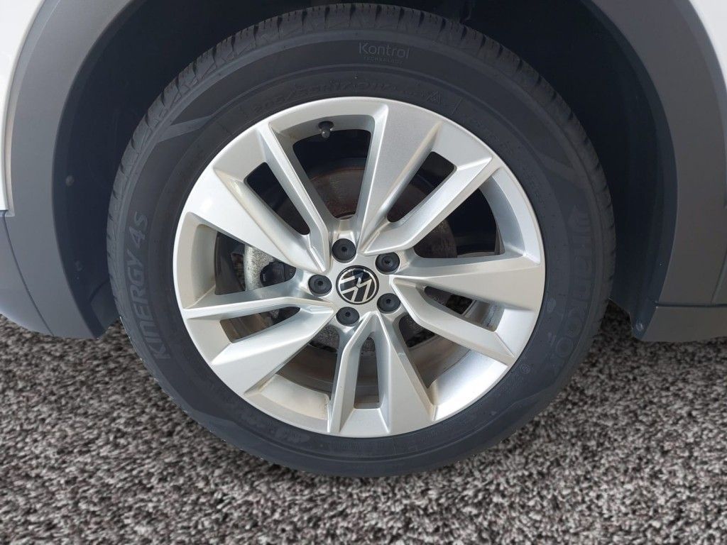 Fahrzeugabbildung Volkswagen T-Cross 1.0 TSI Goal Navi LED