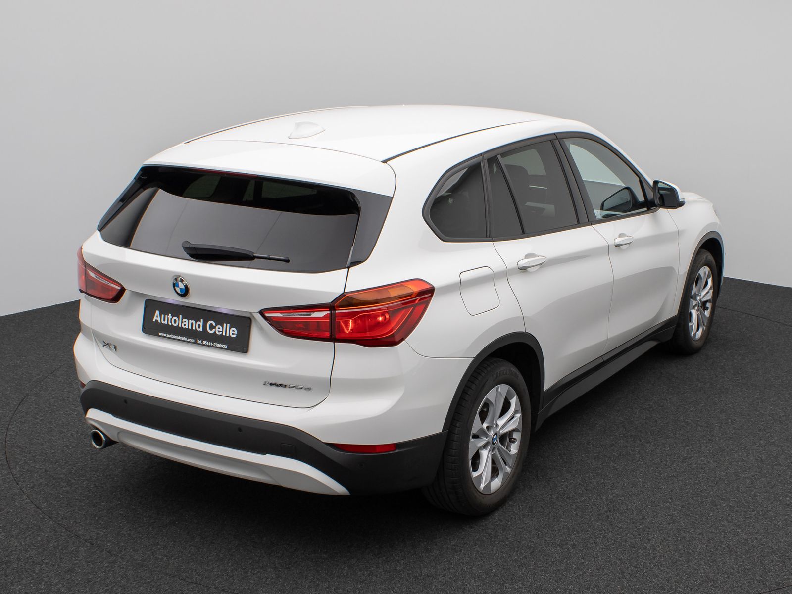 Fahrzeugabbildung BMW X1 xD25e Parkassist DAB Navi Geschwindigkeitsreg