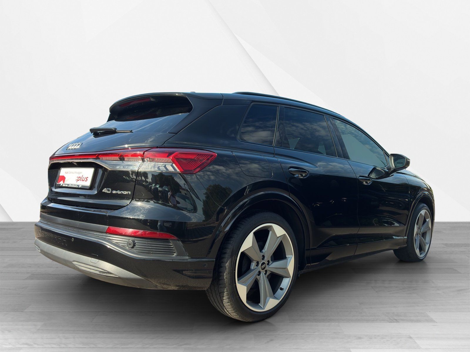 Fahrzeugabbildung Audi Q4 e-tron 40 e-tron Kamera,LED,Matrix,Navi,PDC