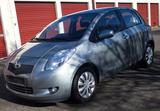 Toyota Yaris Executive - Toyota Yaris: Executive