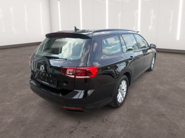 Volkswagen Passat - 4