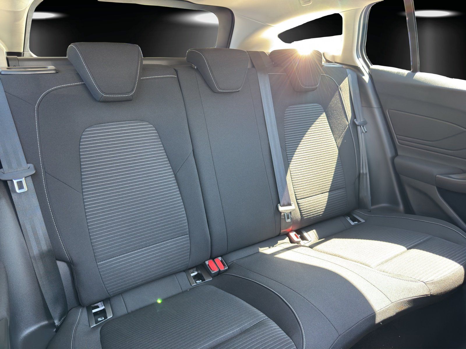 Fahrzeugabbildung Ford Focus Turnier Titanium Edition AUTOMATIK/SHZ/LED