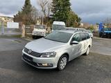 Volkswagen Passat Variant Trendline BlueMotion - Volkswagen Passat Variant: Trendline