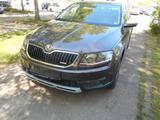 Skoda Octavia Combi Scout 4x4 - Skoda: Combi Scout