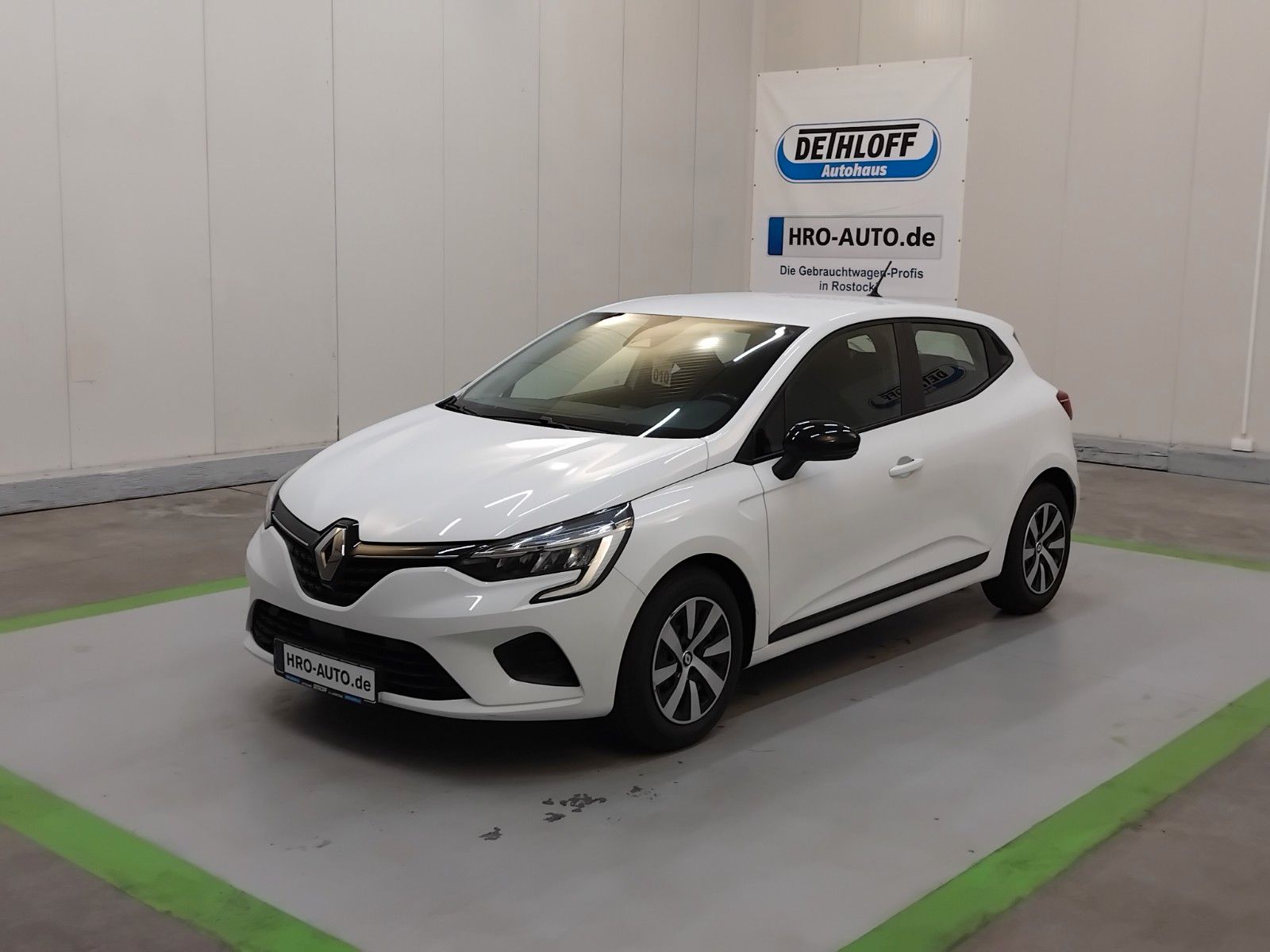 Renault Clio (01/2023, Benzin)