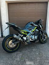 Kawasaki Z900 - KAWASAKI SCHWARZ MOTORRAD