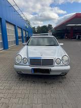 Mercedes-Benz Mercedes E230 (W210)| TÜV 11/25| Automatik... - Mercedes-Benz E 230 in Berlin
