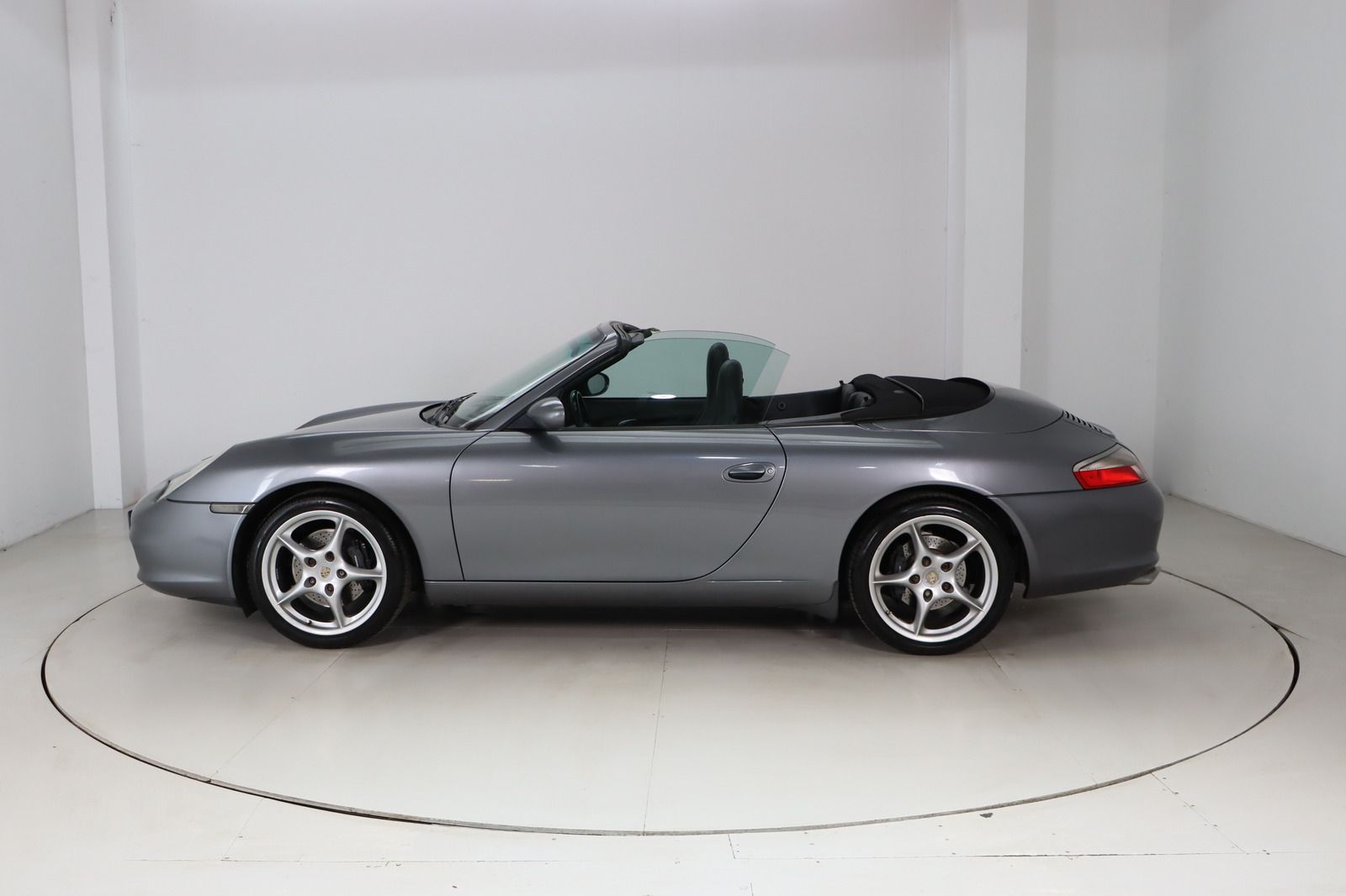 Fahrzeugabbildung Porsche 996 Carrera Cabriolet * Leder * Xenon