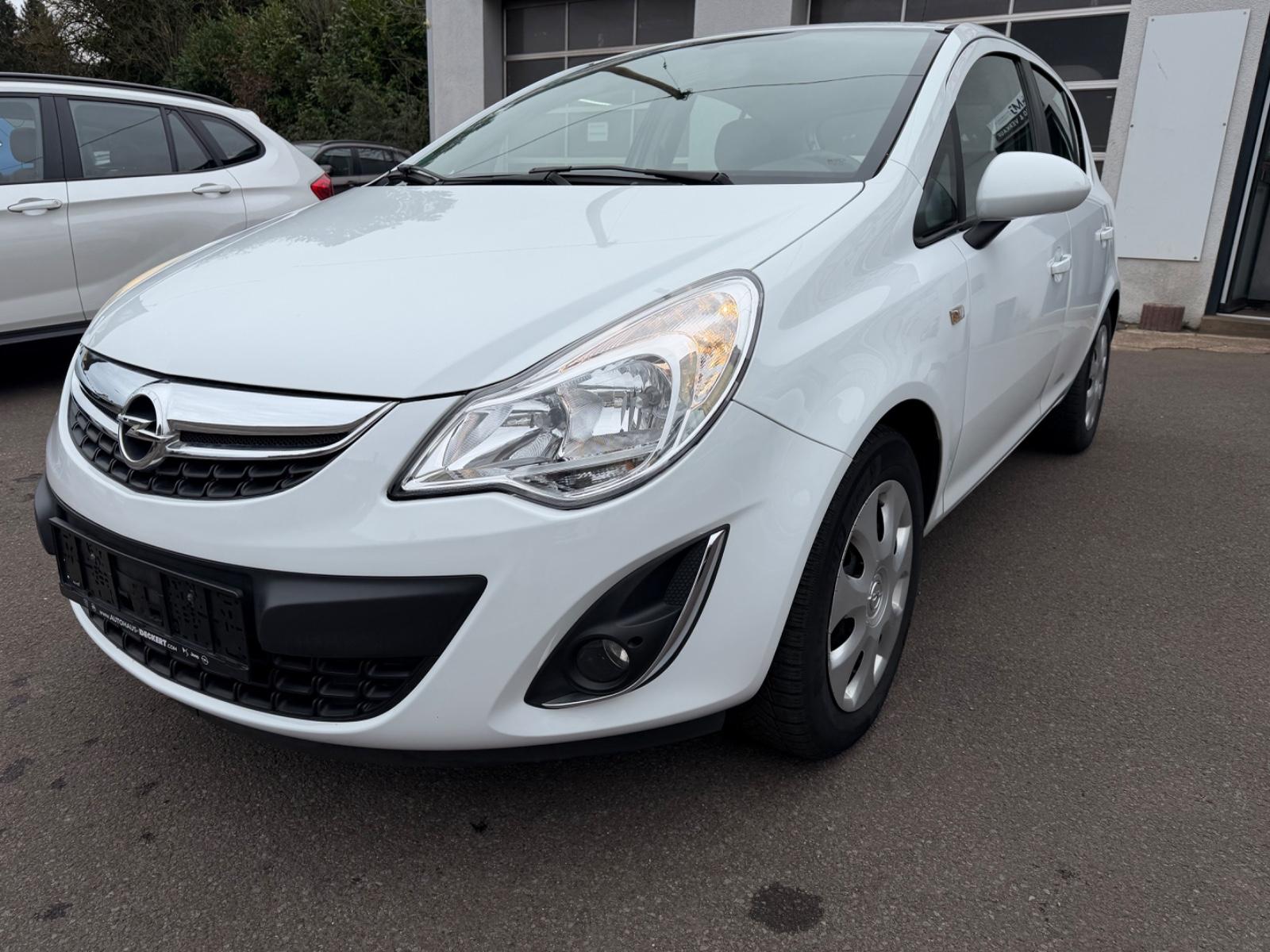 Opel Corsa D Edition