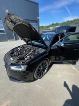 Audi RS4 4.2 FSI S tronic quattro Avant - - Audi RS4: Schwarz