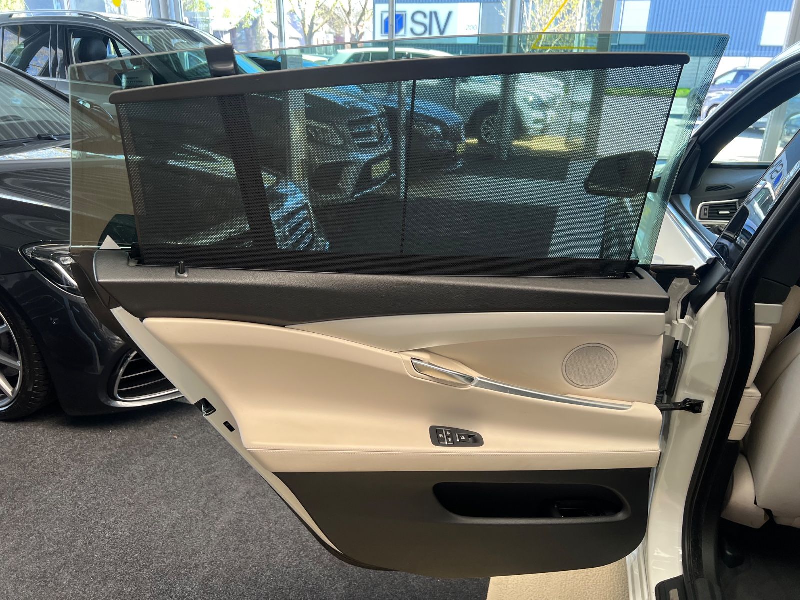 Fahrzeugabbildung BMW 530 Gran Turismo GT *PANO*KAMERA*LEDER-WEIß*