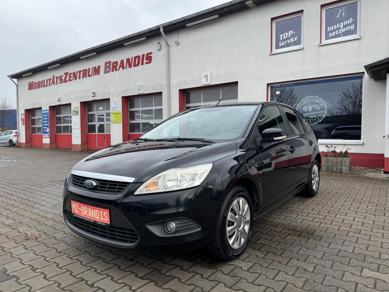 Ford Focus 1.6 Black Magic 2 Hand HU&AU Neu