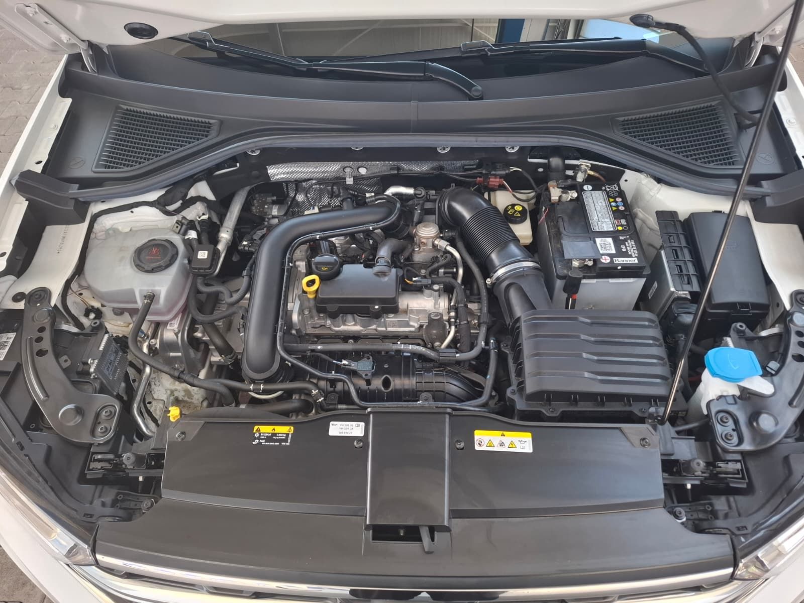 Fahrzeugabbildung Volkswagen T-Roc Style 1.0 TSI +ACC +LED +Park & LaneAssist