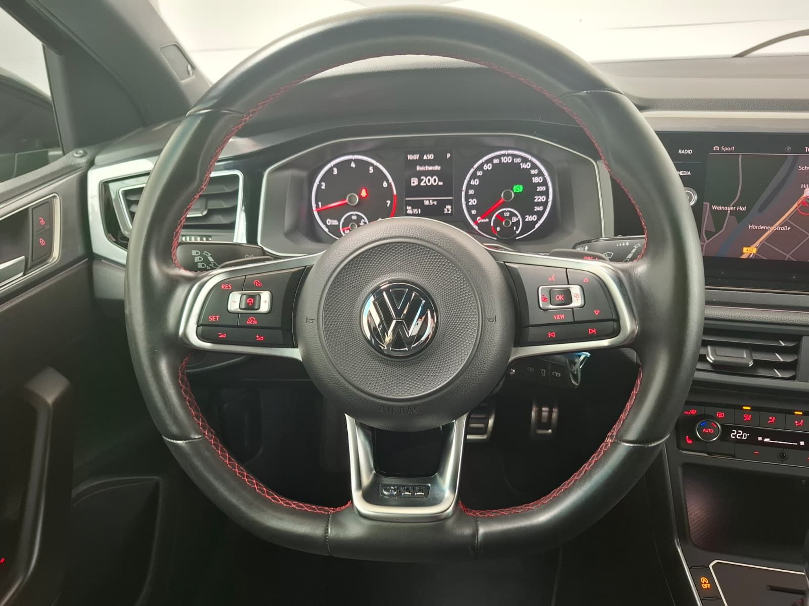 Fahrzeugabbildung Volkswagen Polo GTI 2,0 TSI DSG +Navi+ Licht & Sicht+Kamera