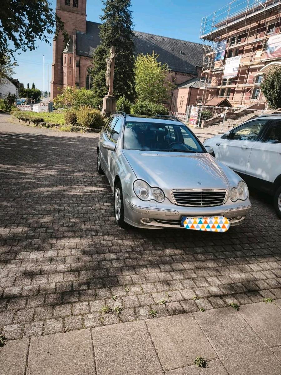 Mercedes-Benz C 320