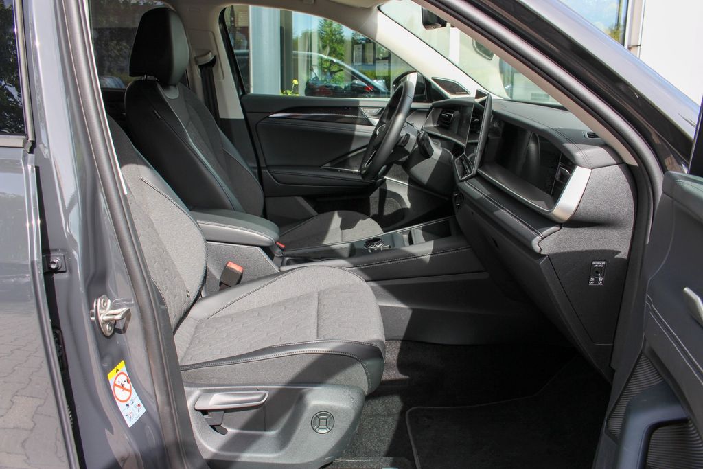 VW Tayron Life 2,0 I TDI/ AHK/ IQ DRIVE/ AWD / ACC VW Tayron Life 2,0 I TDI/ AHK/ IQ DRIVE/ AWD / ACC