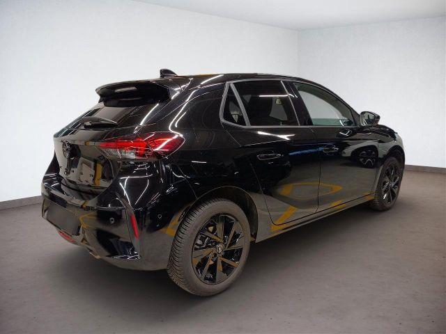 Corsa F GS