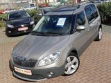 Skoda Roomster Scout Navi Sitzheiz PDC Pano Klimaaut - Skoda aus 2012: Scout