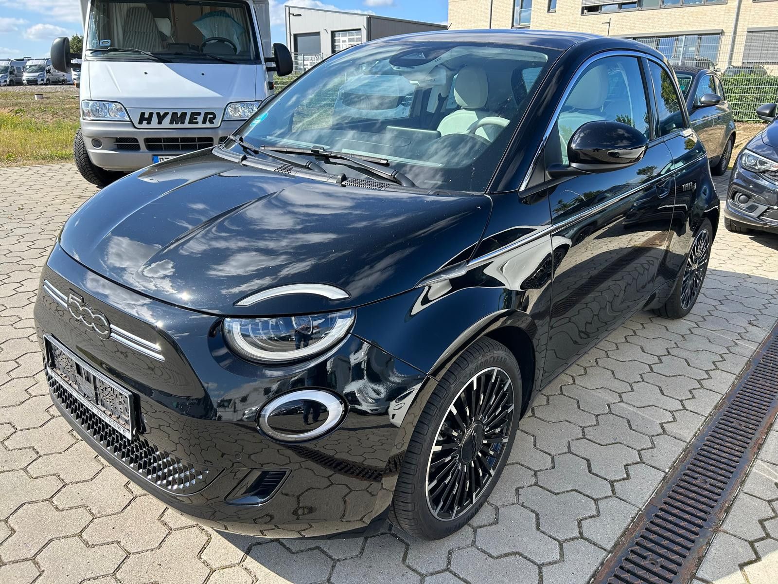 Fiat 500e  3+1 La Prima by Bocelli