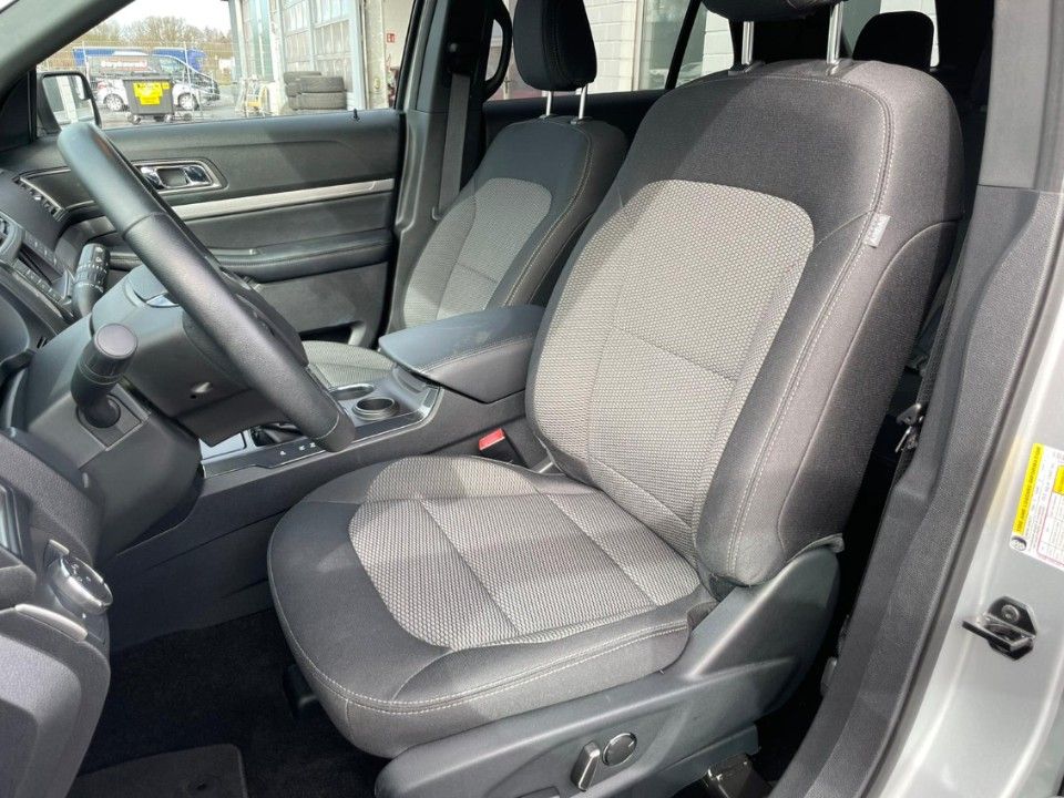 Fahrzeugabbildung Ford Explorer 3.5 V6 XLT 7 Sitzer 35.000 KM