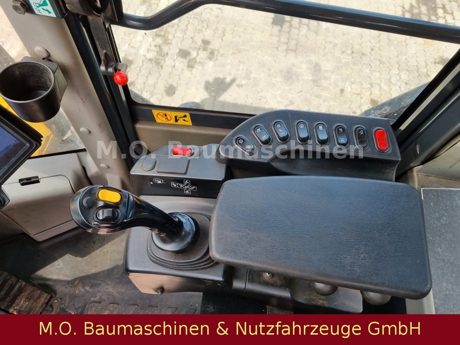 Fahrzeugabbildung Komatsu WA 380-7 / AC / ZSA / Hochkippschaufel /