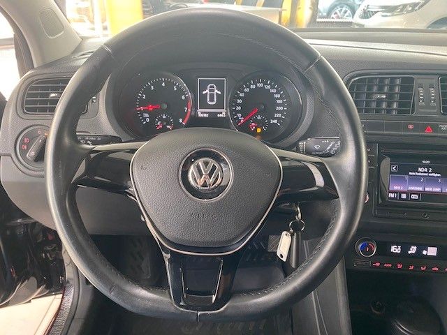 Fahrzeugabbildung Volkswagen Polo V 1.0 TSI TRENDLINE KLIMA/SHZ/NEBEL/AHK
