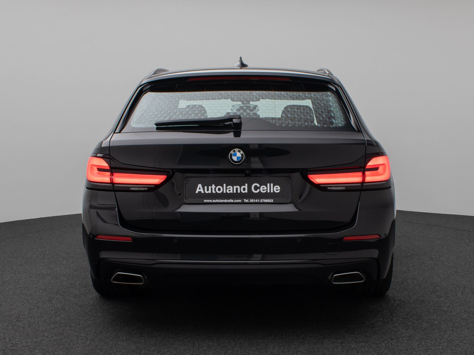 Fahrzeugabbildung BMW 530i xD Panorama Kamera Laser HUD HiFi Komfort