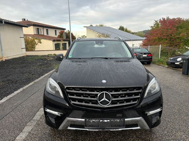 Mercedes-Benz ML 350 CDI BlueTec*AMG-Line*SpurH*R-KAM*PANO*SHZ