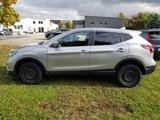 Nissan Qashqai 1.6 dCi DPF ALL-MODE 4x4 Tekna - 73 Tkm  - Nissan Qashqai Tekna mit Diesel-Antrieb