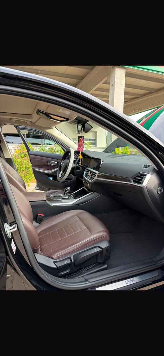BMW 320i xDrive Automatik -