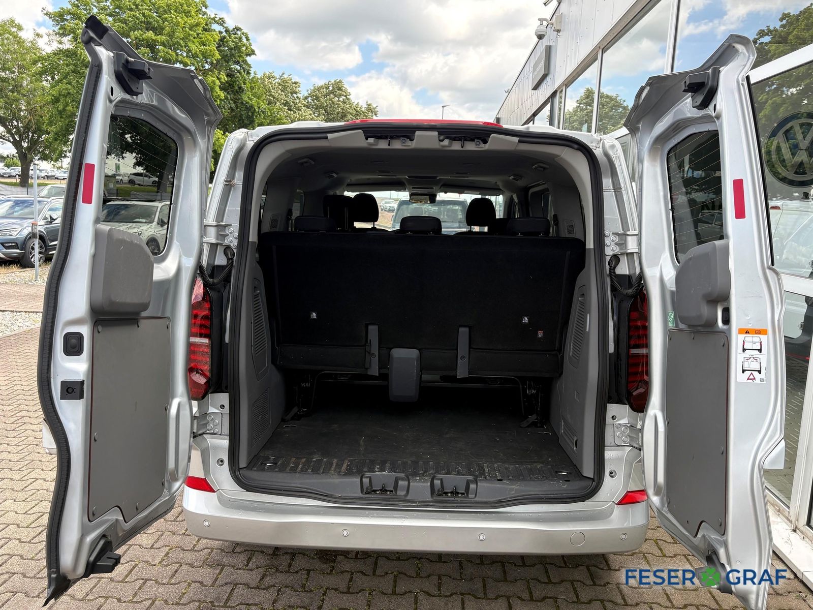 Volkswagen T6 Caravelle - Bild 9