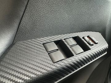 Toyota RAV 4 - 11