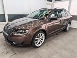Skoda Octavia Combi JOY DSG XENON SHZ PDC TEMPOMAT ... - Skoda Octavia: Joy