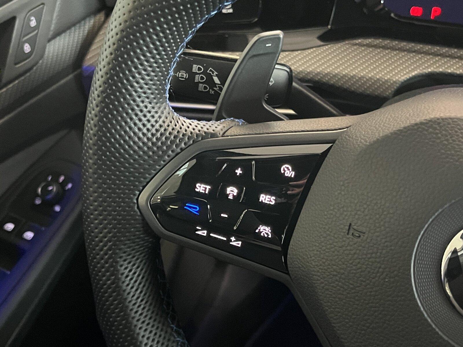 Volkswagen Golf R Variant 2.0 TSI 4Motion ACC APP Kamera, миниатюра 18