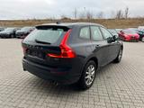 Volvo XC 60 XC60 Momentum 2WD - Volvo XC60: Schwarz