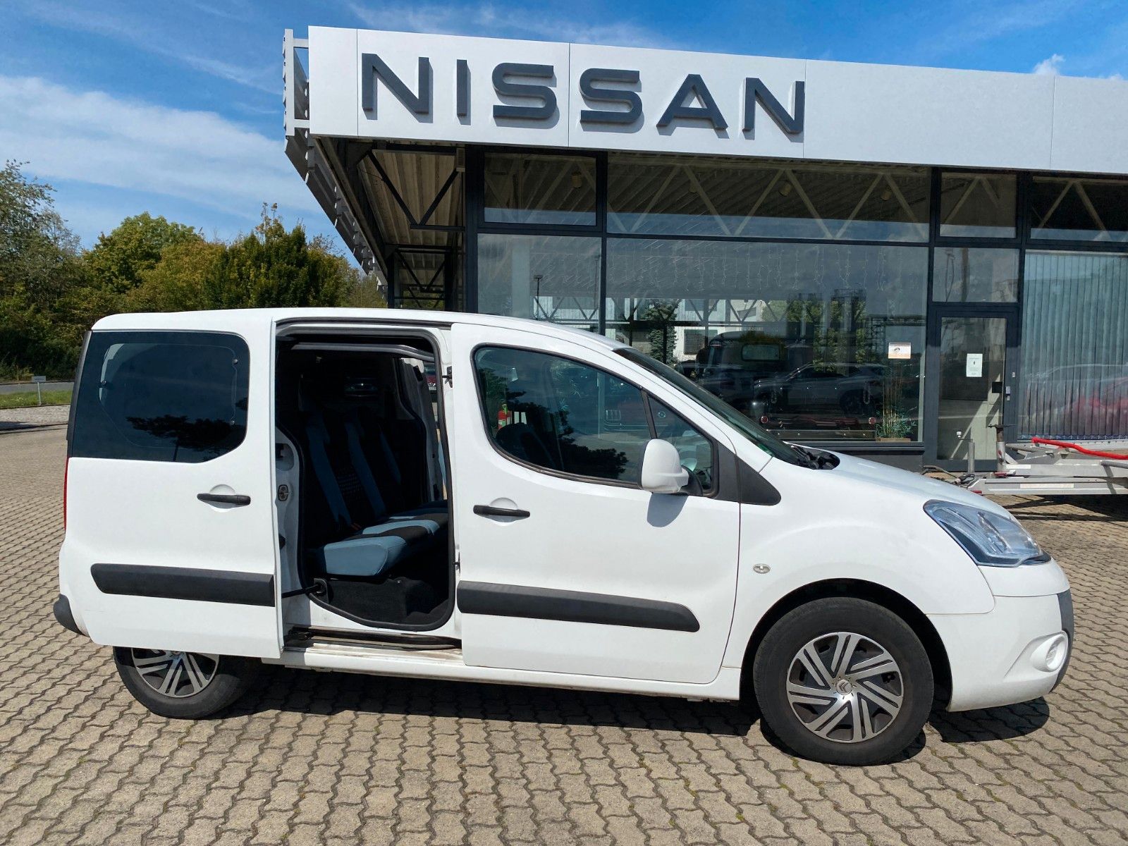 Fahrzeugabbildung Citroën Berlingo VTi 95 Multispace Attraction