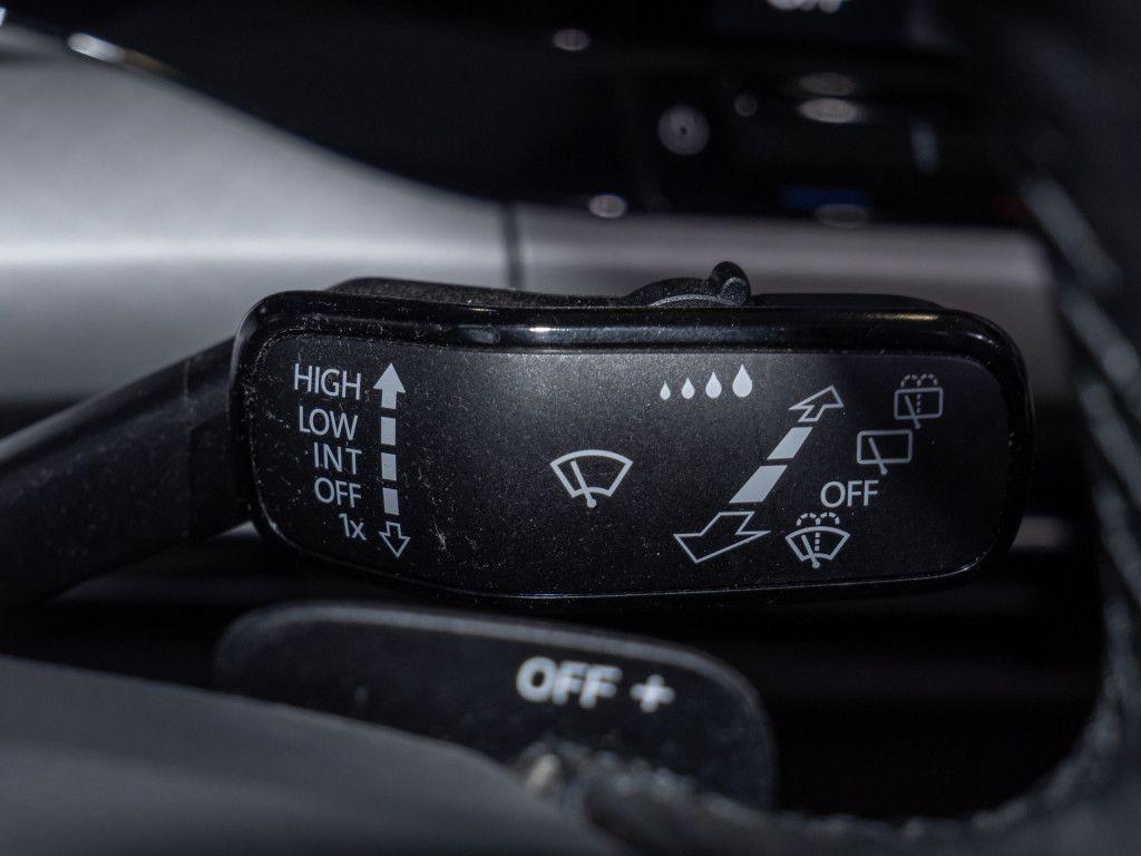 Volkswagen Golf VIII 2.0 TDI Life Kamera Navi LED Sprachst., миниатюра 17