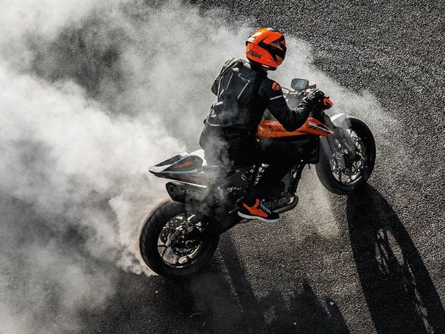 KTM 790 Duke ### MY24 ###