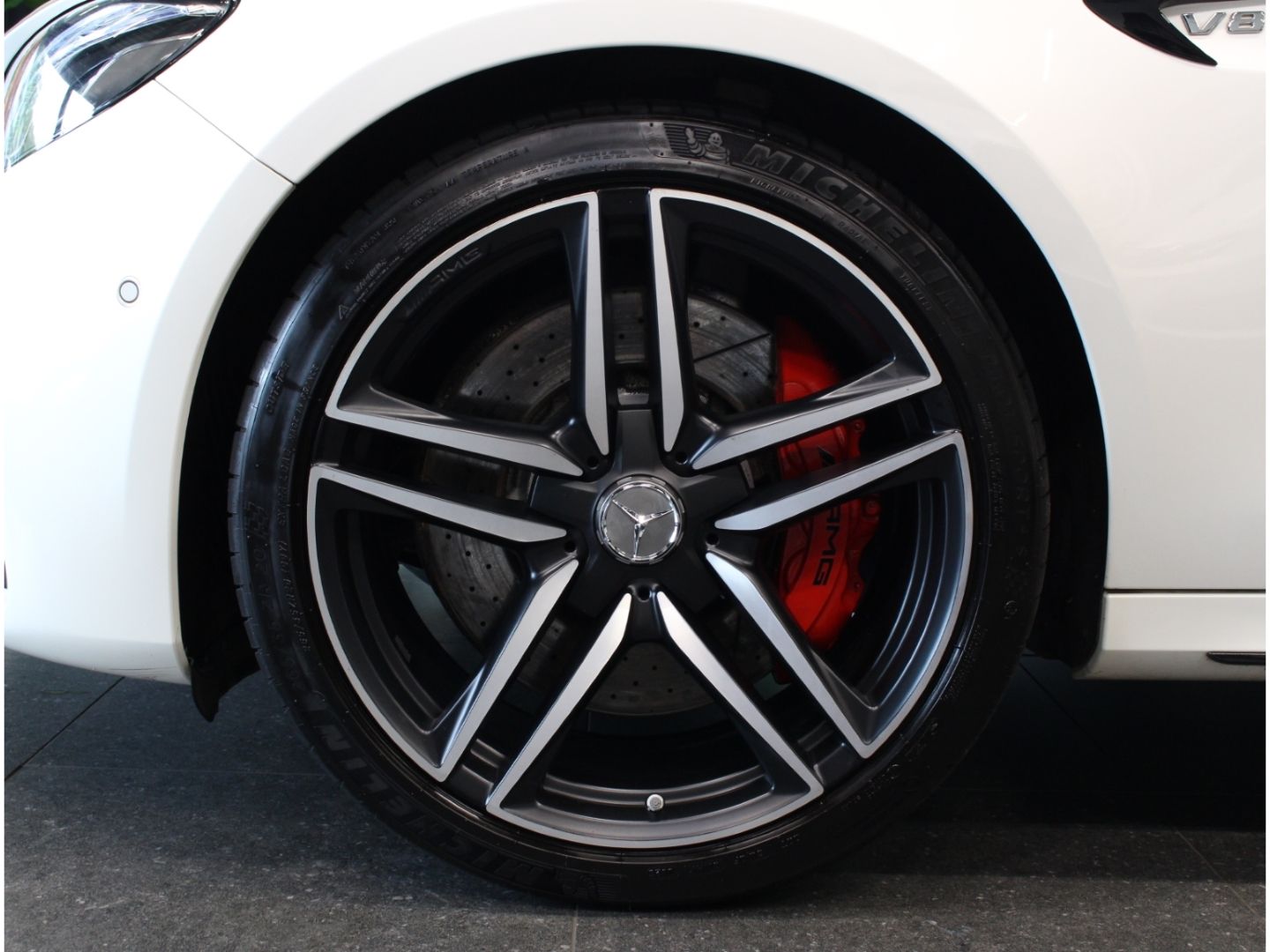 Fahrzeugabbildung Mercedes-Benz E 63 AMG S 4Matic+ Drivers*Pano*160k NP*VOLL
