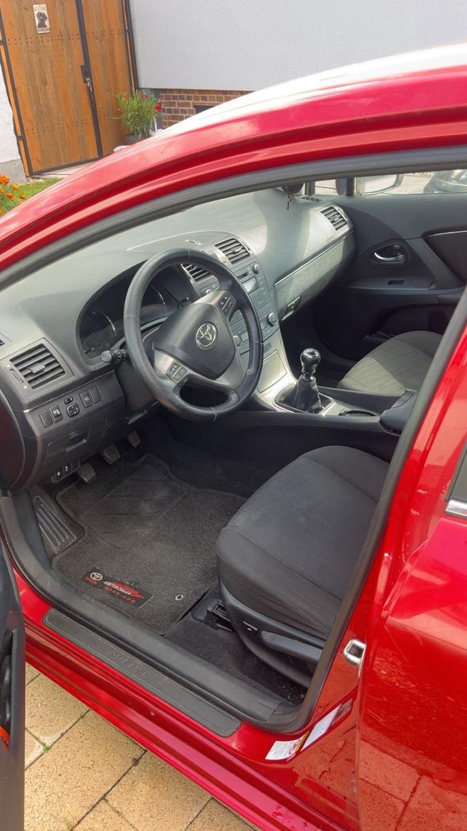 Toyota Avensis 2009 — photo 7