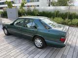 Mercedes-Benz E220, w124, SSD, H-Kennzeichen, 42tkm, 2+ - Mercedes-Benz E 220 mit Benzin-Antrieb