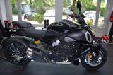 Ducati Diavel V4 - DUCATI DIAVEL V4