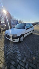 Peugeot 106 1.6 XS Auto XS TÜV Neu Zahnriemen gewechselt - Peugeot 106: Limousine