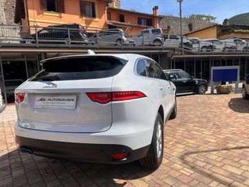 Jaguar F-Pace - 6