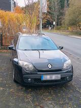 Renault Laguna - Renault Laguna mit Benzin-Antrieb: Automatik