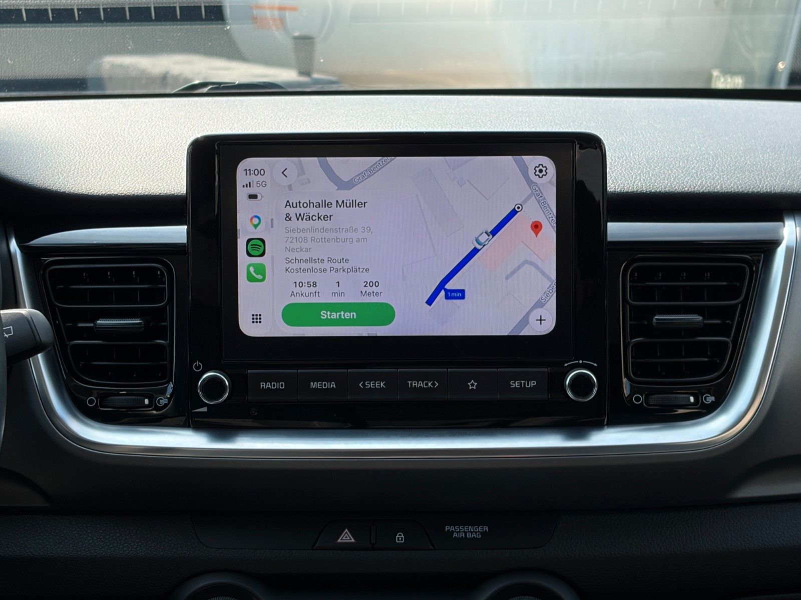 Fahrzeugabbildung Kia Stonic 1.2 Vision Temp. PDC LHZ SHZ LKA CarPlay