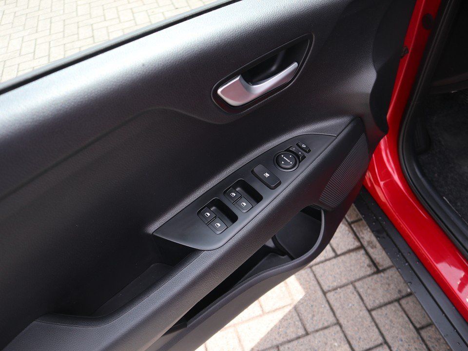 Fahrzeugabbildung Kia Stonic 1.4 Vision NAVI Klimaauto. RFK SHZ LHZ BL