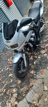 Yamaha FZS600 Facer - Offers